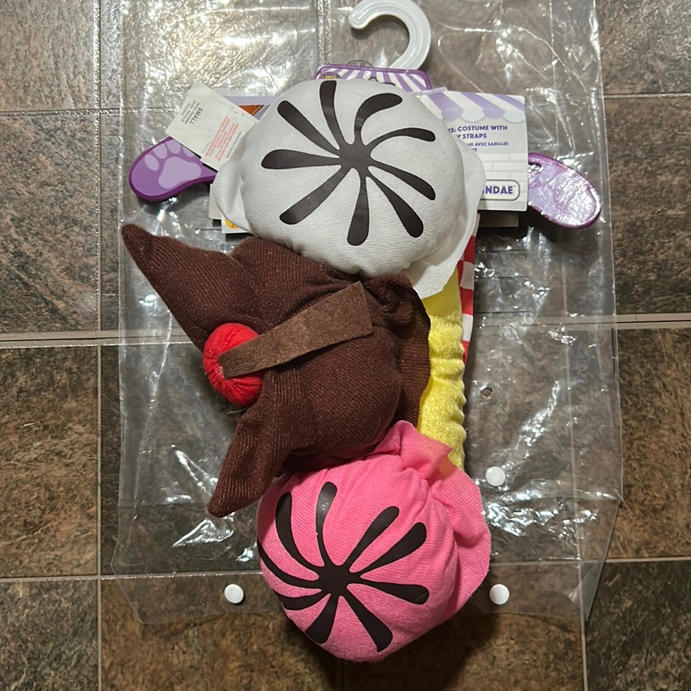 Brand New Ice Cream Sundae Dog Costume